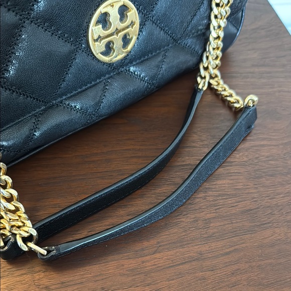 Tory Burch Black Quilted Leather Shoulder Bag - Picture 8 of 11
